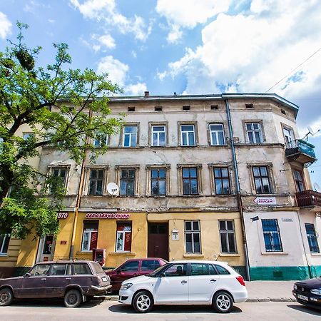 1 Bedroom Apartment Near Elizabeth'S The Cathedral Lemberg Exterior foto