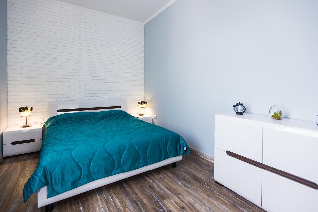1 Bedroom Apartment Near Elizabeth'S The Cathedral Lemberg Exterior foto
